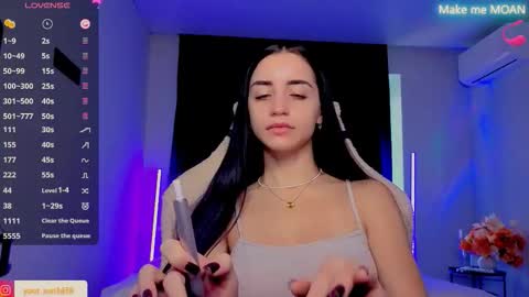 Snapshot of emma_jordan chatting on November 2025 08:13:01 AM Emma online show from November 2025 08:13:01 AM