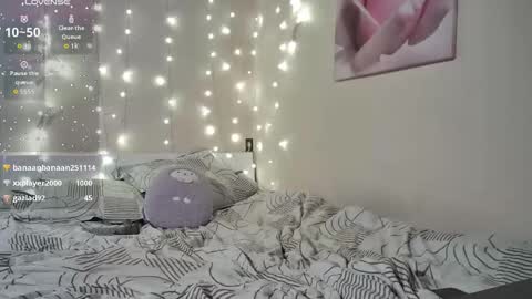 emma_just online show from December 2025 09:24:01 AM