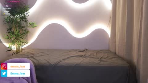 Emma online show from November 2025 04:23:02 AM