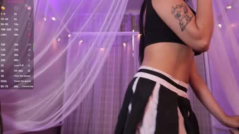 Emma online show from March 2026 09:33:01 PM