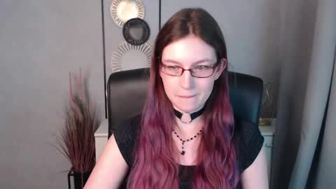 emma online show from December 2024 12:36:01 PM