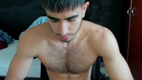 Snapshot of emma_muscle_ chatting on February 2025 02:15:02 PM emma online show from February 2025 02:15:02 PM