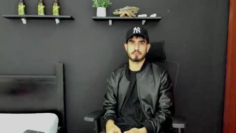 Snapshot of emma_muscle_ chatting on October 2025 02:23:02 AM emma online show from October 2025 02:23:02 AM