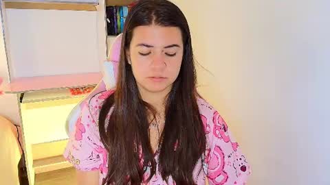 Emma online show from July 2026 11:04:02 AM