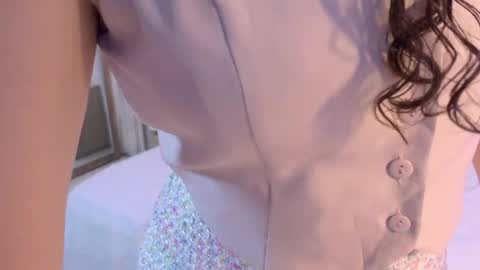 Emma online show from April 2026 08:54:02 PM