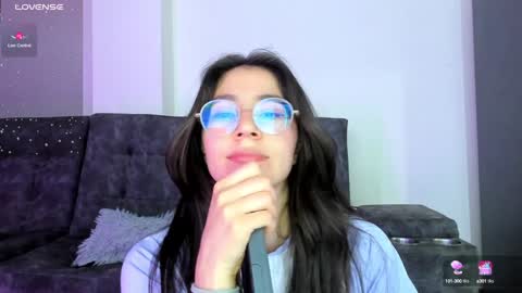 Snapshot of emma_sandovaal chatting on December 2024 03:03:02 AM Emma online show from December 2024 03:03:02 AM