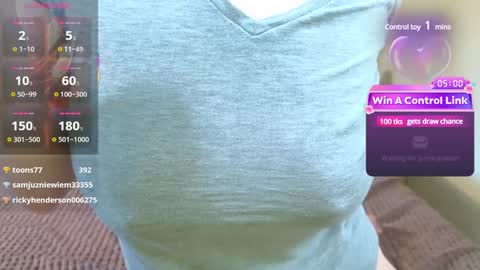 Snapshot of emma_stardust_ chatting on February 2025 07:37:01 AM Emma-milky-tits online show from February 2025 07:37:01 AM