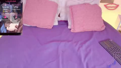 neko  online show from November 2025 08:54:02 PM