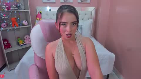 E M M A  online show from March 2026 02:33:01 PM