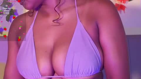 Snapshot of emmaconneer chatting on November 2025 01:55:01 PM Emma online show from November 2025 01:55:01 PM