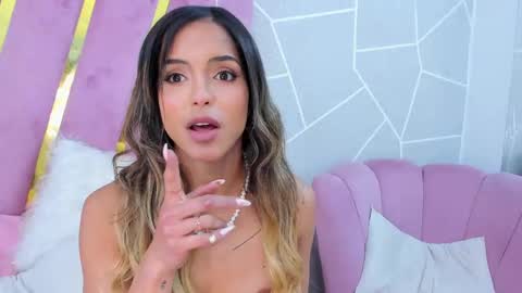 emma cortez online show from February 2025 06:26:01 PM