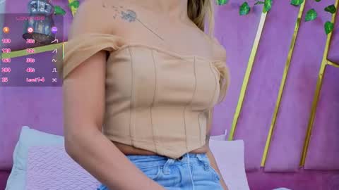 emma cortez online show from September 2025 11:45:02 AM