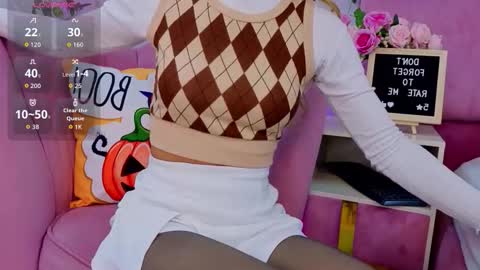 emma cortez online show from October 2025 11:41:02 AM