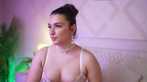  Emma  online show from March 2026 07:13:02 PM