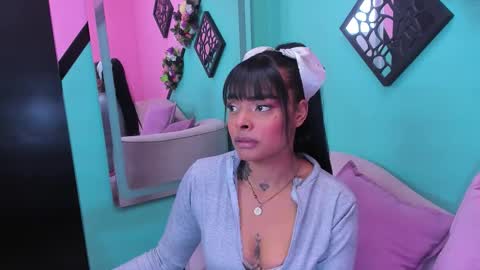 emmaebony_ online show from December 2025 12:25:02 PM