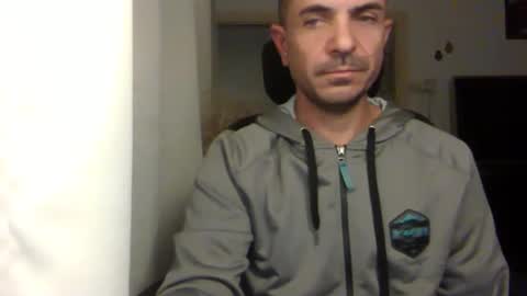 Snapshot of emmagold123 chatting on December 2024 03:20:02 PM Ariel online show from December 2024 03:20:02 PM