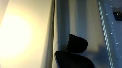 Snapshot of emmagold123 chatting on December 2024 06:44:01 AM Ariel online show from December 2024 06:44:01 AM