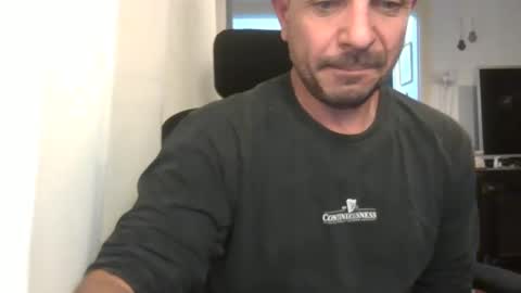 Snapshot of emmagold123 chatting on December 2024 09:15:02 PM Ariel online show from December 2024 09:15:02 PM