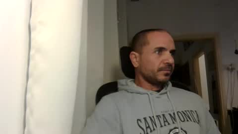 Snapshot of emmagold123 chatting on January 2025 04:39:01 PM Ariel online show from January 2025 04:39:01 PM