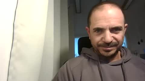 Snapshot of emmagold123 chatting on February 2025 04:47:02 PM Ariel online show from February 2025 04:47:02 PM