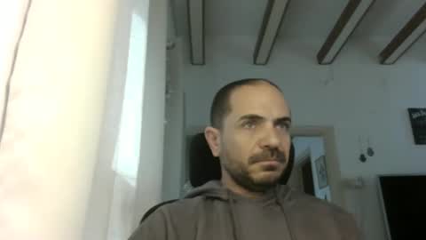 Snapshot of emmagold123 chatting on February 2025 08:31:02 AM Ariel online show from February 2025 08:31:02 AM