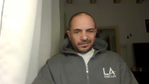 Snapshot of emmagold123 chatting on February 2025 04:28:02 AM Ariel online show from February 2025 04:28:02 AM