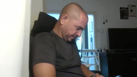 Snapshot of emmagold123 chatting on September 2025 08:58:02 PM Ariel online show from September 2025 08:58:02 PM