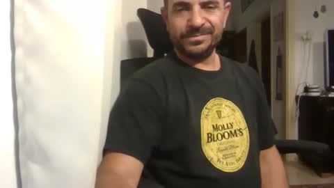 Snapshot of emmagold123 chatting on October 2025 09:28:02 PM Ariel online show from October 2025 09:28:02 PM