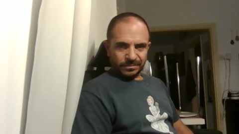 Snapshot of emmagold123 chatting on October 2025 08:54:02 PM Ariel online show from October 2025 08:54:02 PM