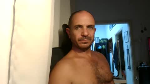 Snapshot of emmagold123 chatting on November 2025 08:41:02 PM Ariel online show from November 2025 08:41:02 PM