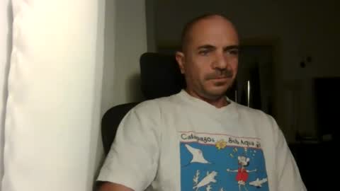 Snapshot of emmagold123 chatting on November 2025 03:38:02 AM Ariel online show from November 2025 03:38:02 AM