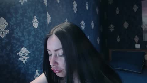 Snapshot of emmagoldx chatting on April 2026 08:35:01 AM EmmaGoldX online show from April 2026 08:35:01 AM