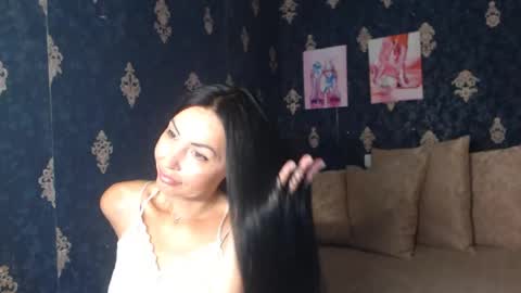 Snapshot of emmagoldx chatting on July 2026 10:13:02 AM EmmaGoldX online show from July 2026 10:13:02 AM