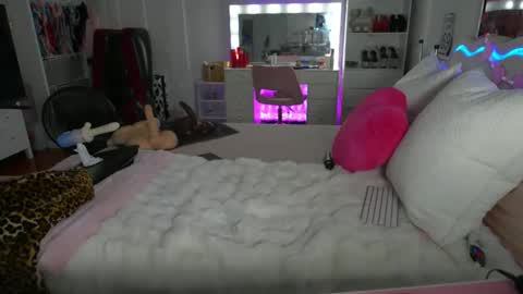 emmagray01 online show from February 2026 02:34:01 PM