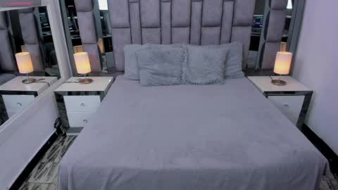 EMMA HILL online show from November 2025 11:21:02 AM