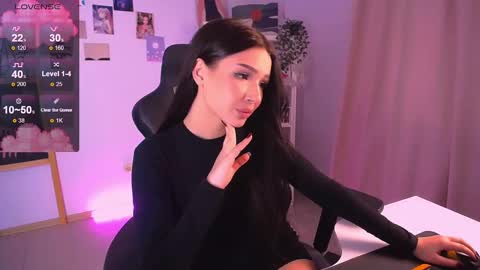 Emma online show from December 2024 06:33:02 AM