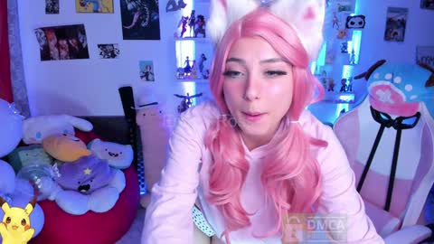 Snapshot of emmarosse11 chatting on February 2025 07:17:01 PM Emma online show from February 2025 07:17:01 PM