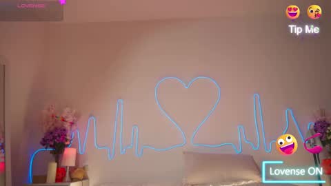 Sara online show from November 2025 11:33:02 AM