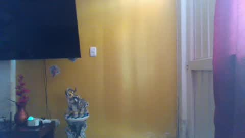 EmmaSplycer online show from April 2026 06:03:01 PM