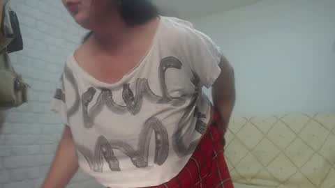 emmasquirt69 online show from February 2025 09:38:01 PM