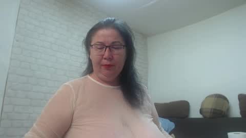 emmasquirt69 online show from February 2026 08:16:02 PM