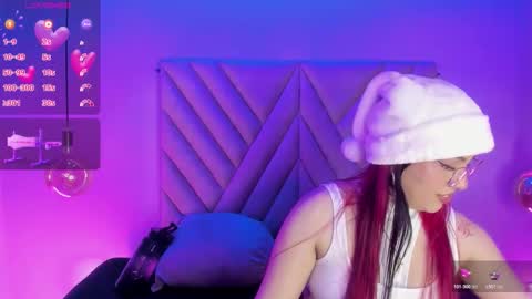 Snapshot of emmaswift1 chatting on December 2025 03:00:01 AM Emma online show from December 2025 03:00:01 AM