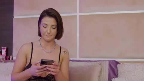 Emma Willinson online show from February 2026 06:26:01 AM