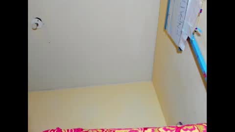 hi im emmalina welcome to your happy place online show from January 2025 03:53:02 PM