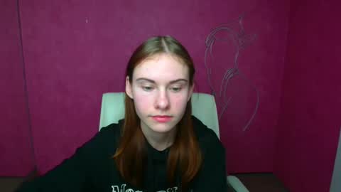 Emmi online show from March 2025 10:41:02 PM