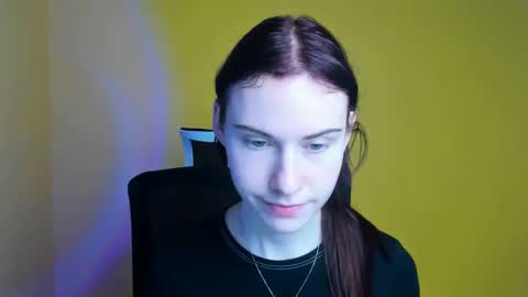 Emmi online show from March 2025 03:18:02 PM