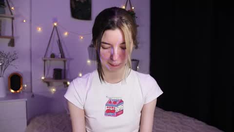 emmie_everly online show from October 2025 07:23:01 PM