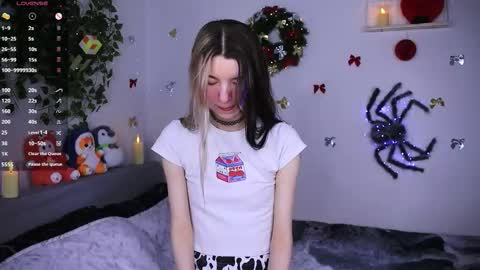 emmie_everly online show from December 2025 11:17:02 AM