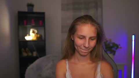 Snapshot of emmie_murray chatting on July 2026 07:09:01 PM Emmie online show from July 2026 07:09:01 PM