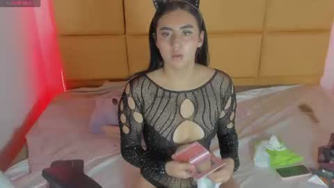 Snapshot of emmily_jade_ chatting on June 2026 01:03:02 PM emmily_jade_ online show from June 2026 01:03:02 PM